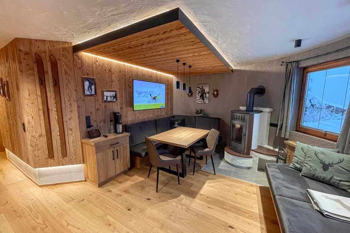 Naturlodge Ladis Ehemals Alpenlodge Alexander Inklusive Sommer Bergbahnticket Kültér fotó