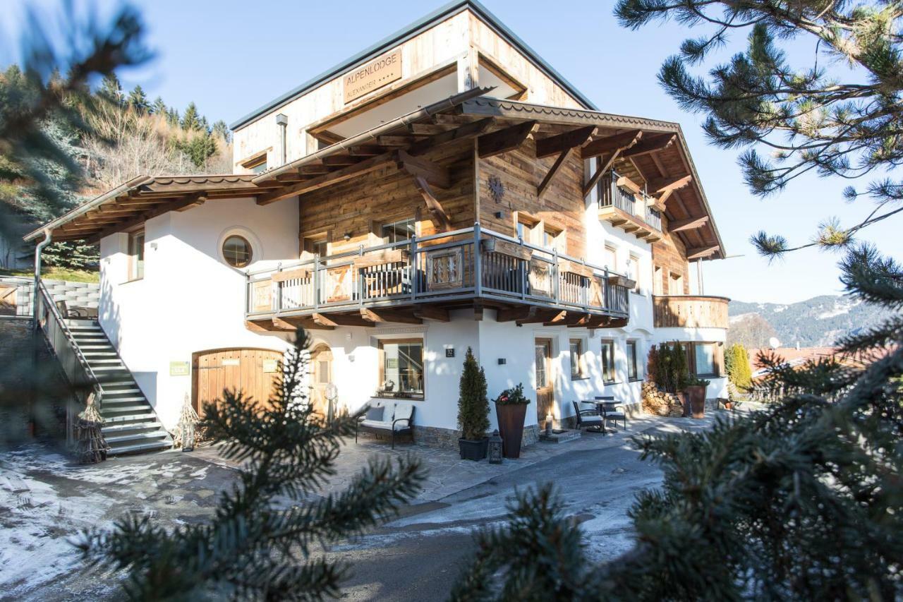Naturlodge Ladis Ehemals Alpenlodge Alexander Inklusive Sommer Bergbahnticket Kültér fotó